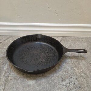 Vintage Wagner #10 Cast Iron Skillet Unmarked 11-3/4" Frying Pan 5 lbs 11 oz